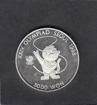 Beschrijving: 5000 Won S-OLYMPIC.88 TIGER MASCOT